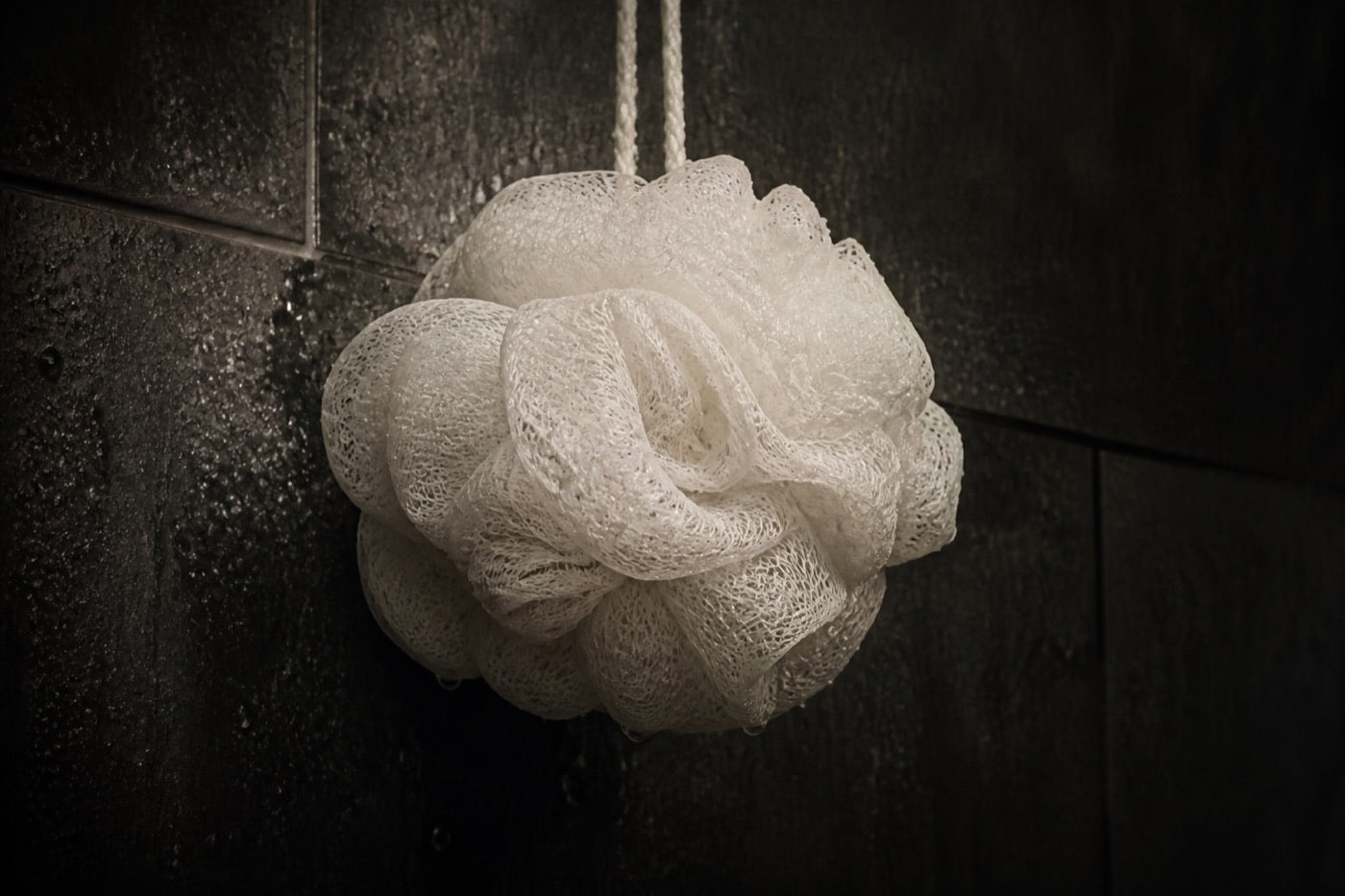 Ce que votre fleur de douche cache vraiment (et c'est pas beau)